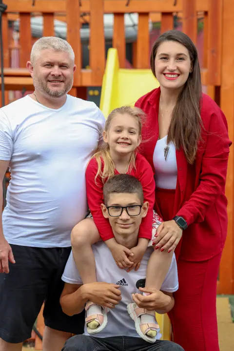 Съёмки у бассейна и во дворе - фото Виктории Гуляевой